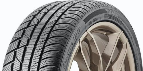 Star Performer STRATOS UHP 235/55 R18 104H